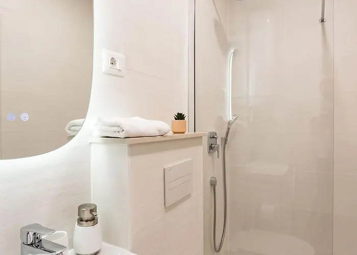 Luxury Center House *